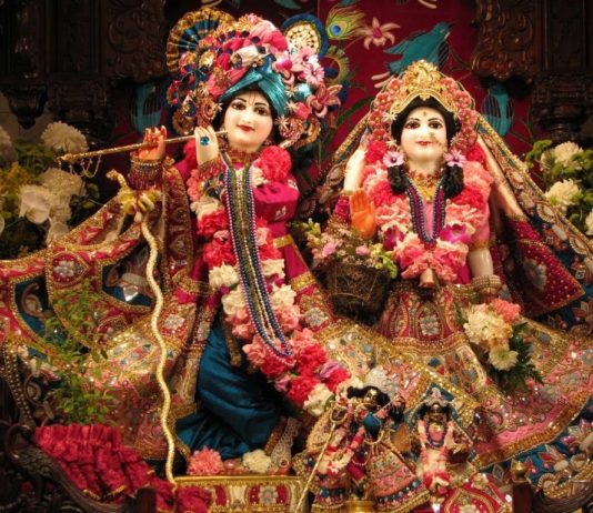 मंदिर का जीर्णोद्धार a short story ,