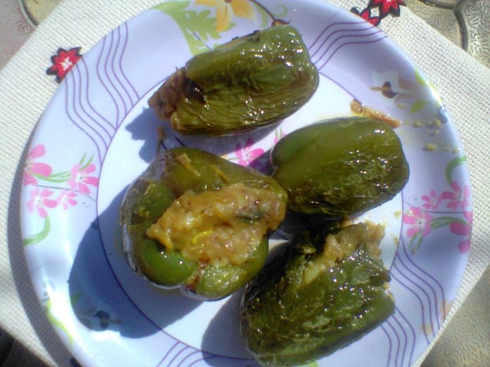 stuffed capsicum, bharwa shimla mirch healthy indian recipe,
